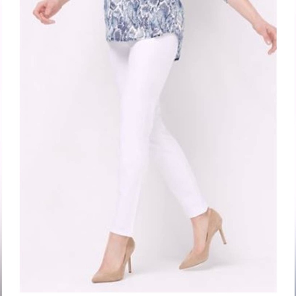 Women With Control Pull-On Pants in White Size 1XP